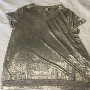 Akemi Kin Gold V Neck